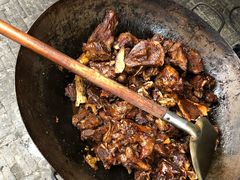 肉松骨头-阿马土菜馆