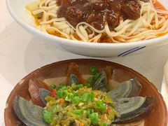 -李与白包子铺(桐梓林店)