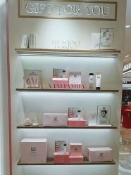 -奥伦纳素Erno Laszlo