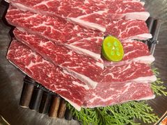 -草家酱蟹炭火烤肉店(珲春南路一店)