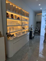 -柒朵科技美肤中心