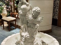 -秘密旅行Bonjour(黑金冠 江南西店)