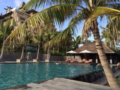 泳池-海南清水湾莱佛士酒店