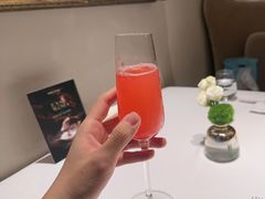 草莓气泡开胃特饮-王品牛排(郑州大卫城店)