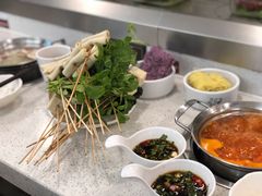 浓香番茄锅-九玺炉旋转小火锅(柠溪路店)