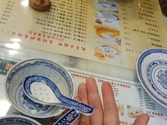 -广信牛奶甜品世家(台东店)