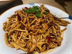 -董厨煨汤馆(车站路店)