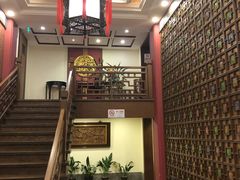 -梅龙镇酒家(南京西路总店)