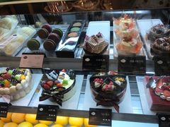 -皇冠幸福里动物奶油生日蛋糕(万达店)