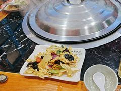 -边江铁锅炖鱼(振八街店)