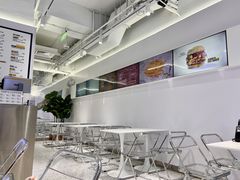 -TRIPS BURGER(大钟寺店)