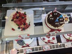 -花花卷卷·鲜食蛋糕(静安久光百货店)