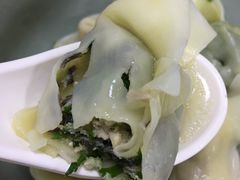 香菜木耳肉馄饨-顶巧鸡汤馄饨(虹口总店)