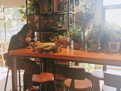 -ZING COFFEE 镜咖啡