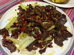 -香巴拉云南餐厅(华莱坞店)