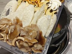 -野·大山里野生菌石锅土鸡(益田假日店)