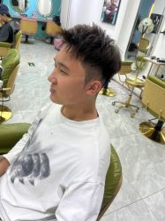 -沐染造型专业烫发染发