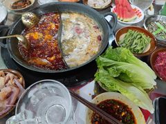 -赵美丽·重庆社区火锅·直营店(火车东站·中豪国际店)