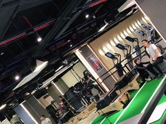 -一兆韦德健身(张杨路店)