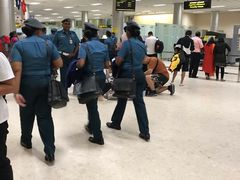 -班达拉奈克国际机场