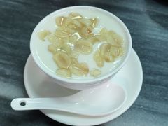 莲子双皮奶-沙湾姜撞奶甜品店(昌岗中路店)