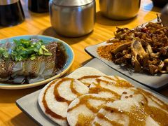 -勺子米线·云南传统小吃市集(四方街店)