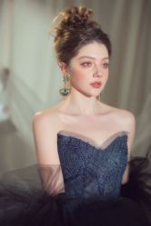 -艾米丽婚纱礼服