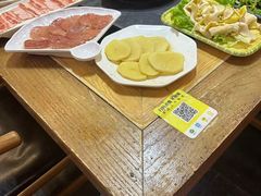 -有一锅·野生菌黑山羊腊排骨火锅(古城北门店)