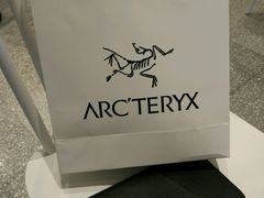 -ARC'TERYX始祖鸟(奕欧莱奥特莱斯店)