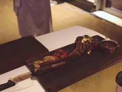 战斧牛排-恰餐厅及酒吧 CHAR Bar & Grill (北京丽都皇冠假日店)