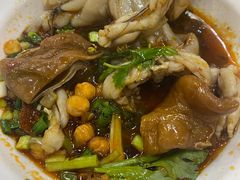 -烧哥美蛙肥肠鱼火锅·十五年社区店