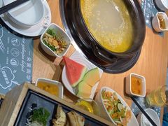 -一朵菌·野生菌探索家火锅(南亚店)