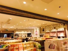 -名创优品(山东青岛市新业广场店)
