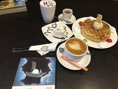 -钟书阁(松江泰晤士小镇店)