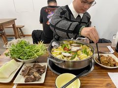 -牛小隆牛肉面馆(四牌楼店)