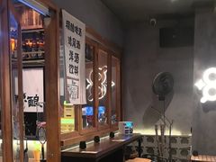 -8PINTS八品脱·日料·烧鸟·精酿小酒馆(莘庄店)
