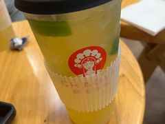 -霸王茶姬(南强街店)