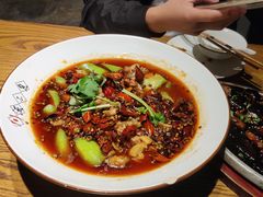 干锅牛蛙-川流不息(北蔡休闲广场店)
