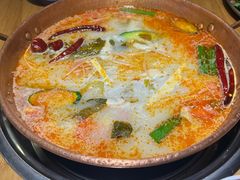 -洱火云南酸菜牛肉火锅(石景山当代商城店)