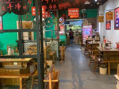 -渝大龙重庆火锅(温泉月亮湾店)