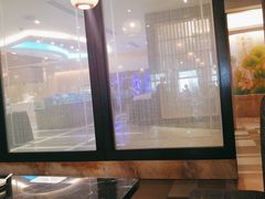 -小天鹅戴斯酒店鲸鲨百汇创作料理