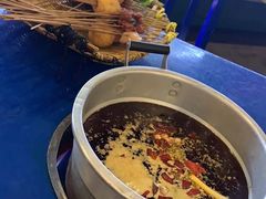 -马路边边 传媒大学店