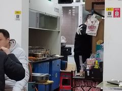 -酒宝荡烧烤(长航局江大路住宅小区店)