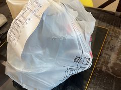 -肥肥虾庄·金牌油焖大虾(汉口城市广场店)