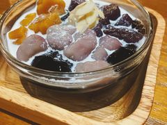 紫薯芋圆仙草奶冻-Let's Taipei 非常烘焙(太古里店)