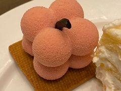 -松山湖凯悦酒店·Café自助餐厅·周末火舞秀表演