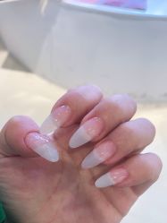 -阿噶西美甲美睫