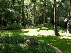 -三亚湾海居铂尔曼度假酒店