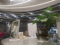 -MYYF SALON烫发染发