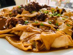-壹阁胡羊焖饼(特色小吃街店)